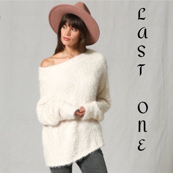 🎉CLEARANCE🎉 Cream Off,Shoulder Popcorn Sweater Boutique